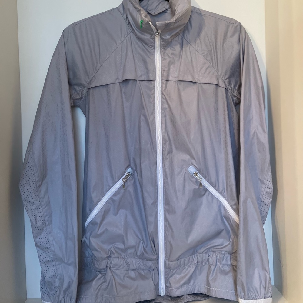 Lulu Lemon Grey Miss Misty Jacket, Womens Size 4
